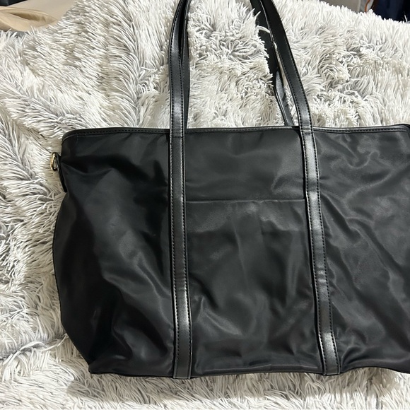 Jen & Co Scarlett Black Nylon Tote/Laptop Bag - Picture 2 of 4